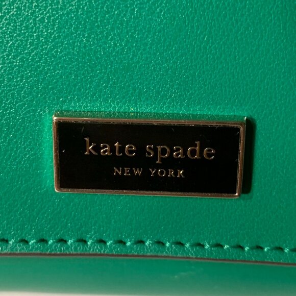 Kate Spade Kelly Green Leather Belt bag NWOT - Picture 2 of 12